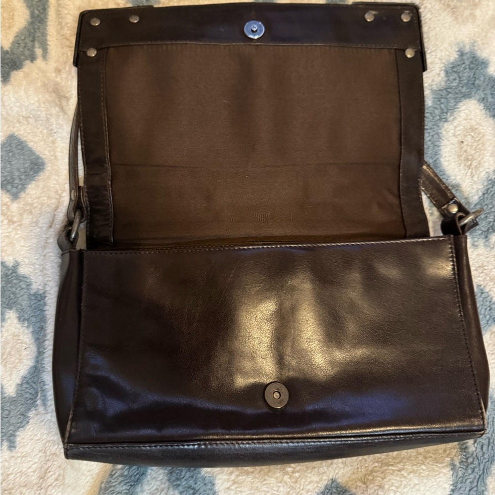 Sorpresa Elegant Vintage Dark Brown Leather Handbag - Picture 3 of 7